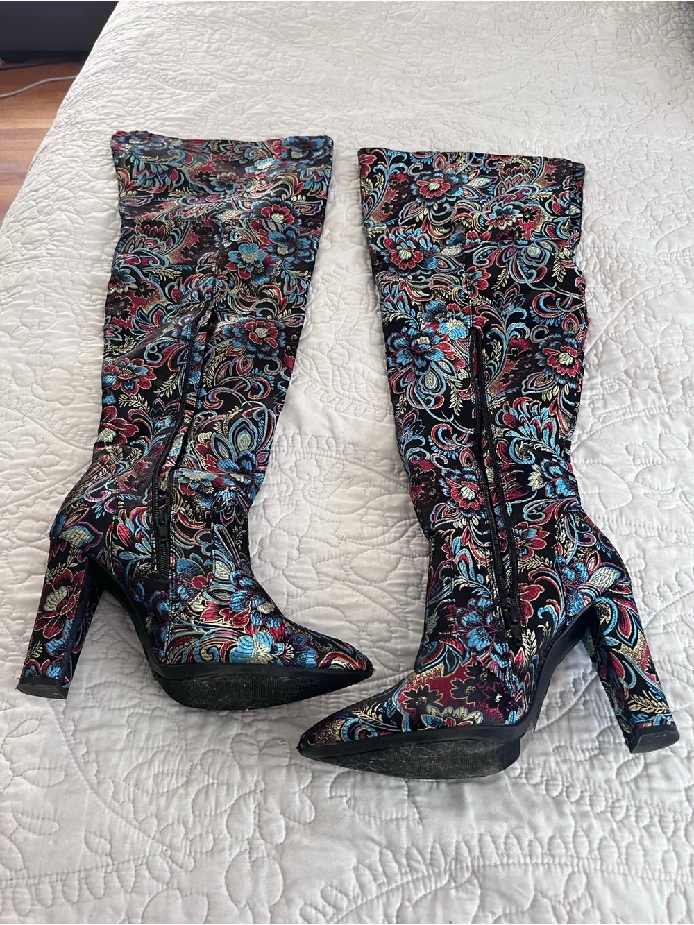 Women’s Floral Embroidered Knee-High Heeled Boots